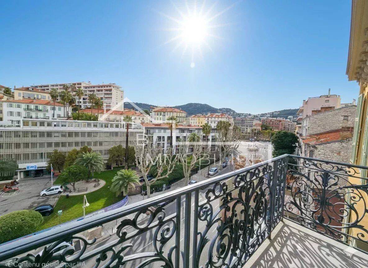 Appartement 3 pièces 90 m² · à Nice · 90 m² · 699 000 €