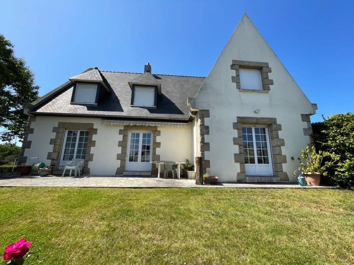 Maison 7 pièces 245 m² · à Saint-Malo · 244,6 m² · 550 670 €