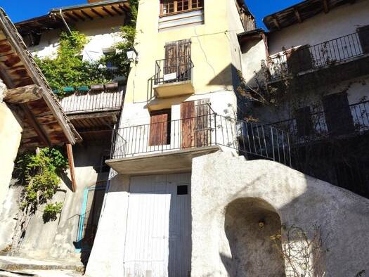 Maison à vendre 95 500 € 4 pièces 3 chambres 70 m² 46 m² de terrain Seyne 04140