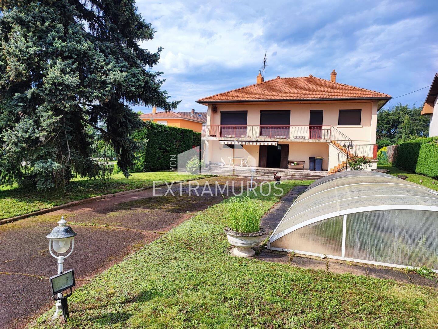 Maison 5 pièces 105 m² · à Lentilly · 105 m² · 412 000 €