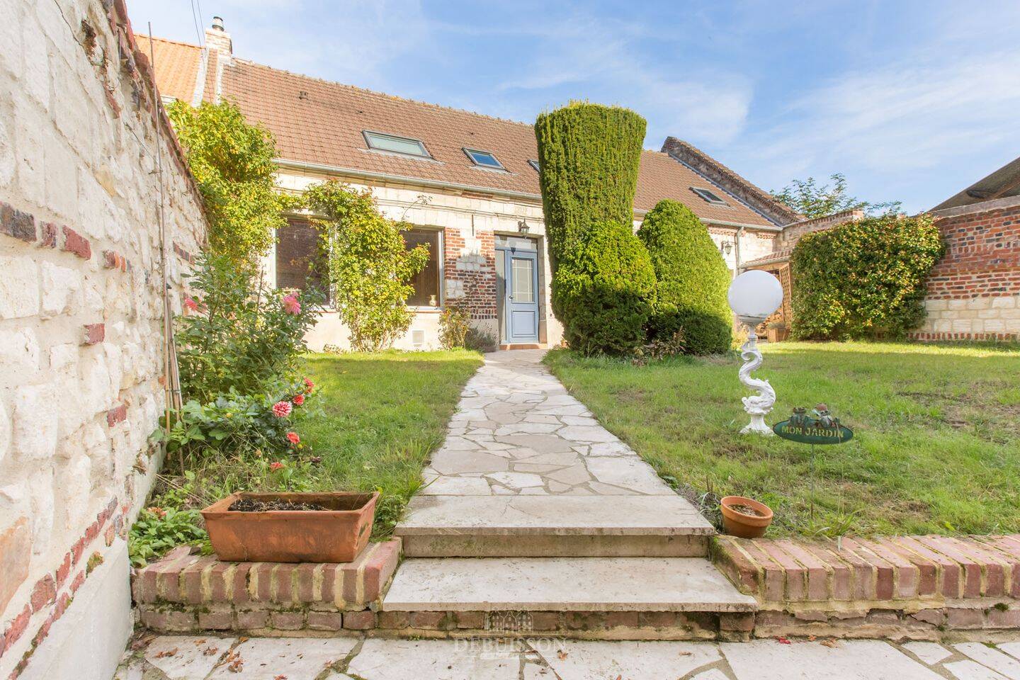 Maison 7 pièces 246 m² · à Dainville · 246 m² · 514 500 €
