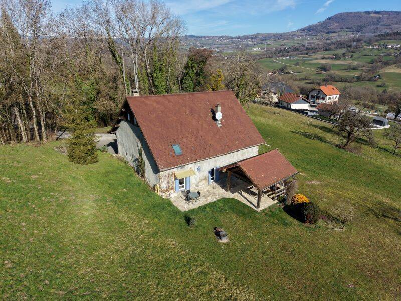 Maison 4 pièces 214 m² · à Cruseilles · 214 m² · 599 000 €