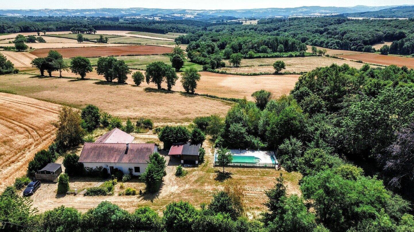 Belle Villa/Gite avec vue imprenable sur la chaîne des Puys !