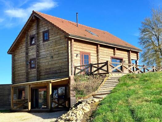 Maison à vendre 241 500 € 5 pièces 3 chambres 220 m² 2 421 m² de terrain Marigny 03210