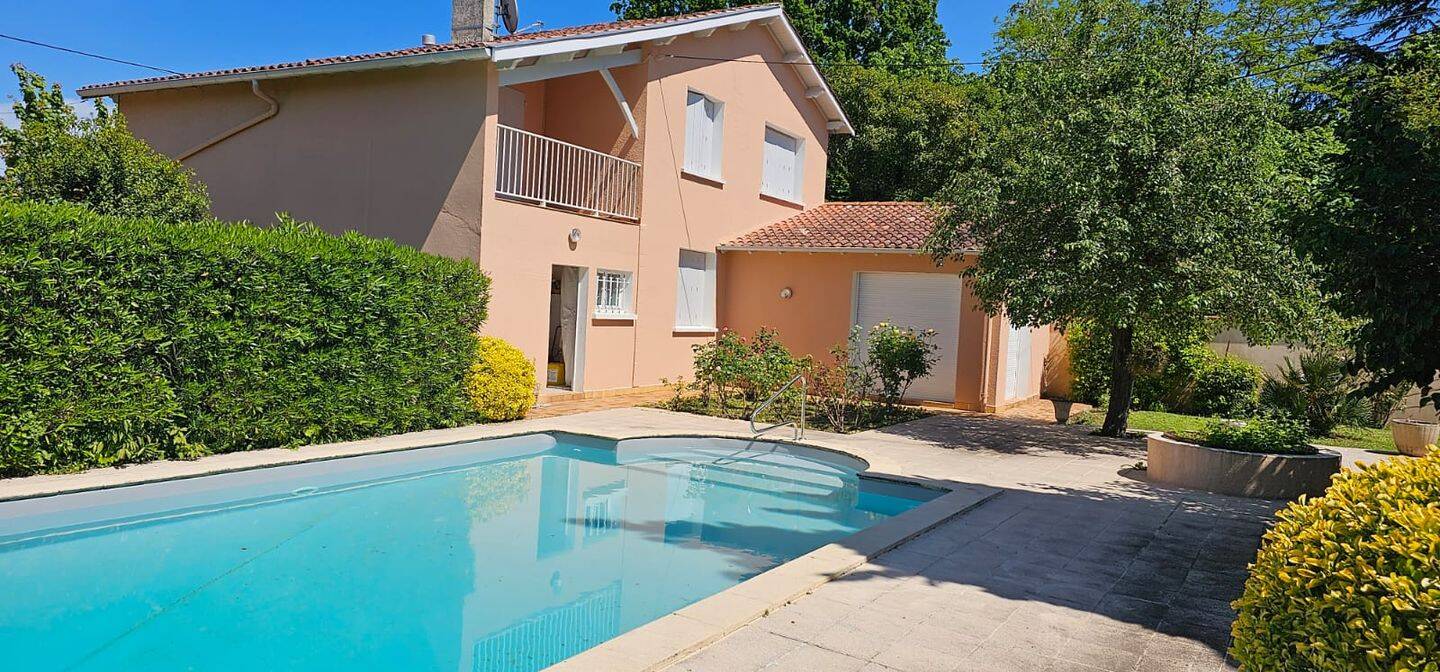 Maison 6 pièces 130 m² · à Villeneuve-sur-Lot · 130 m² · 249 900 €
