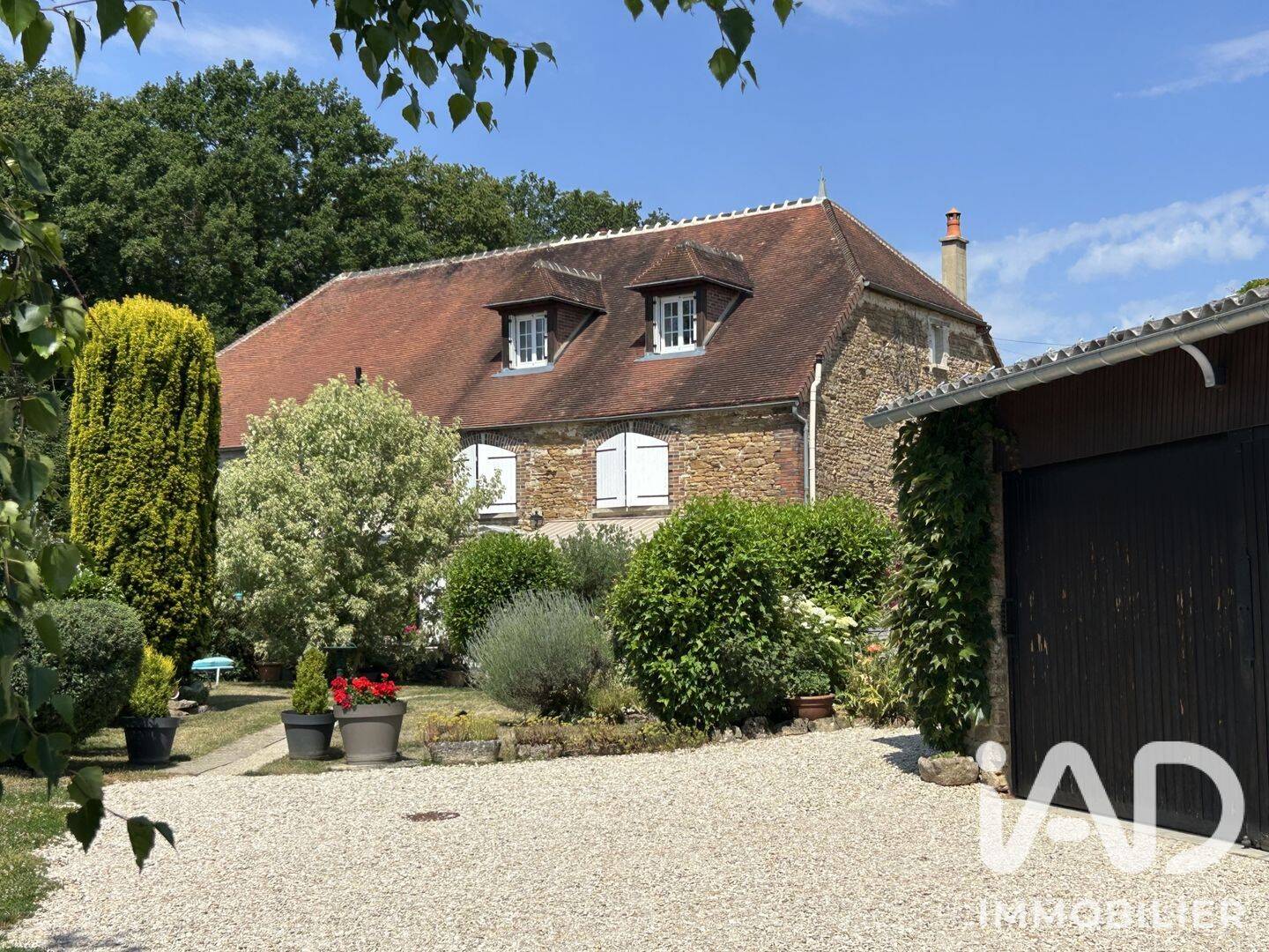 Maison 5 pièces 168 m² · à Vanlay · 168 m² · 245 000 €