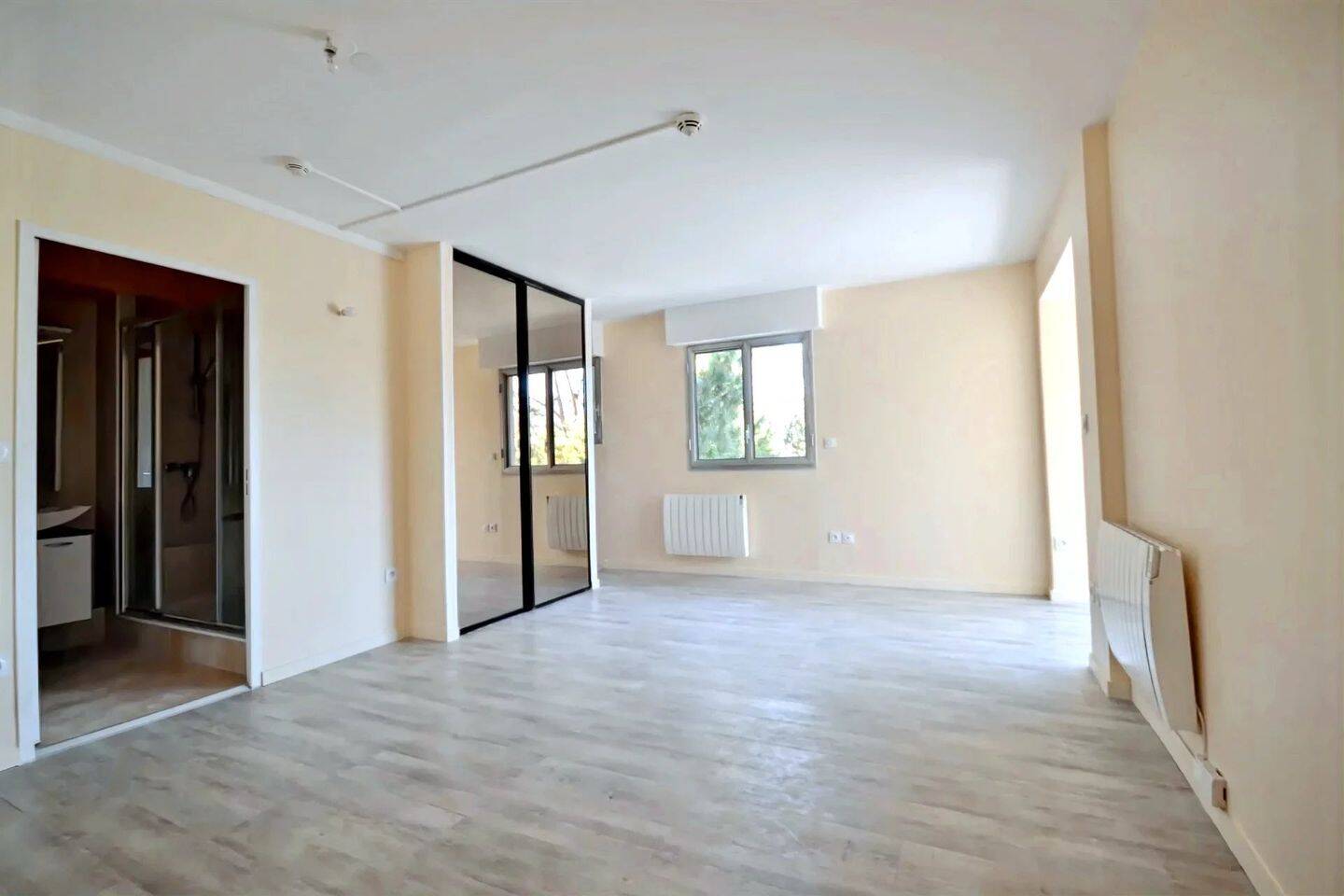 Appartement 1 pièce 34 m² · à Marseille 8ème Arrondissement · 34,4 m² · 1 850 €/mois