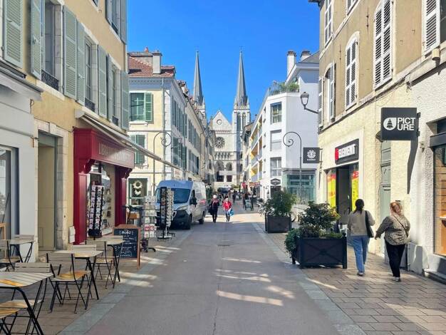 Duplex à vendre 425 000 € 6 pièces 4 chambres 189 m² Étage 2/3 Centre Ville Pau 64000