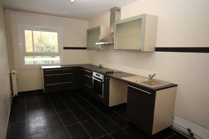 Appartement 3 pièces 82 m² · à Orléans · 82 m² · 910 €