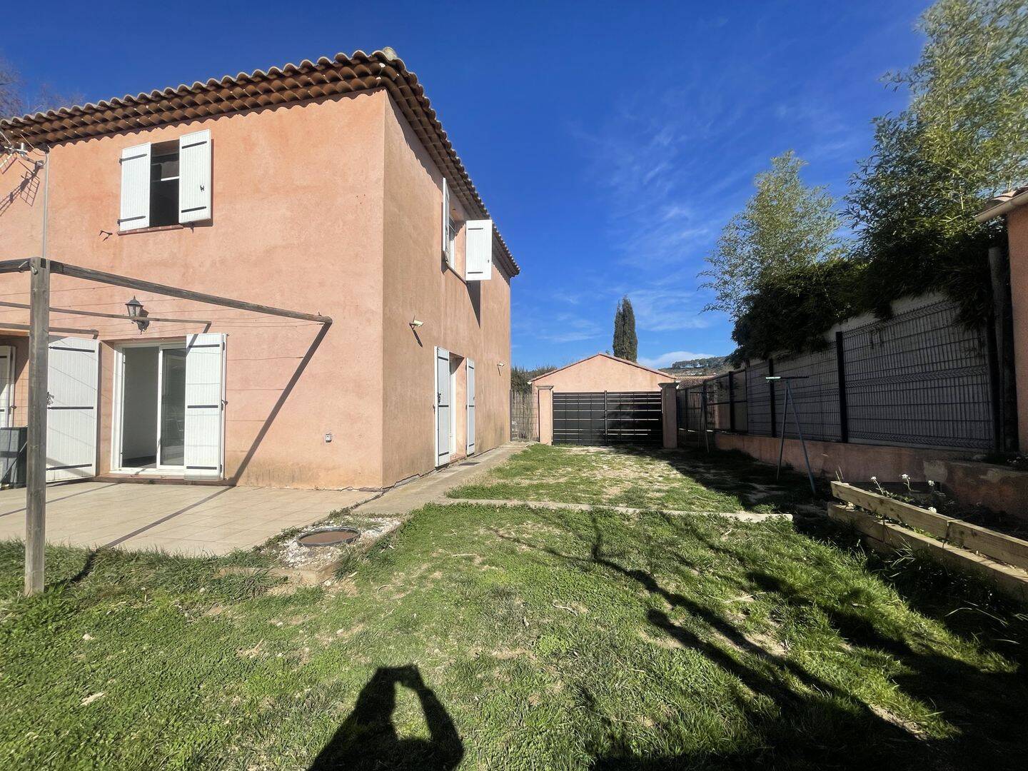 Maison 4 pièces 84 m² · à Meyreuil · 84 m² · 1 520 €