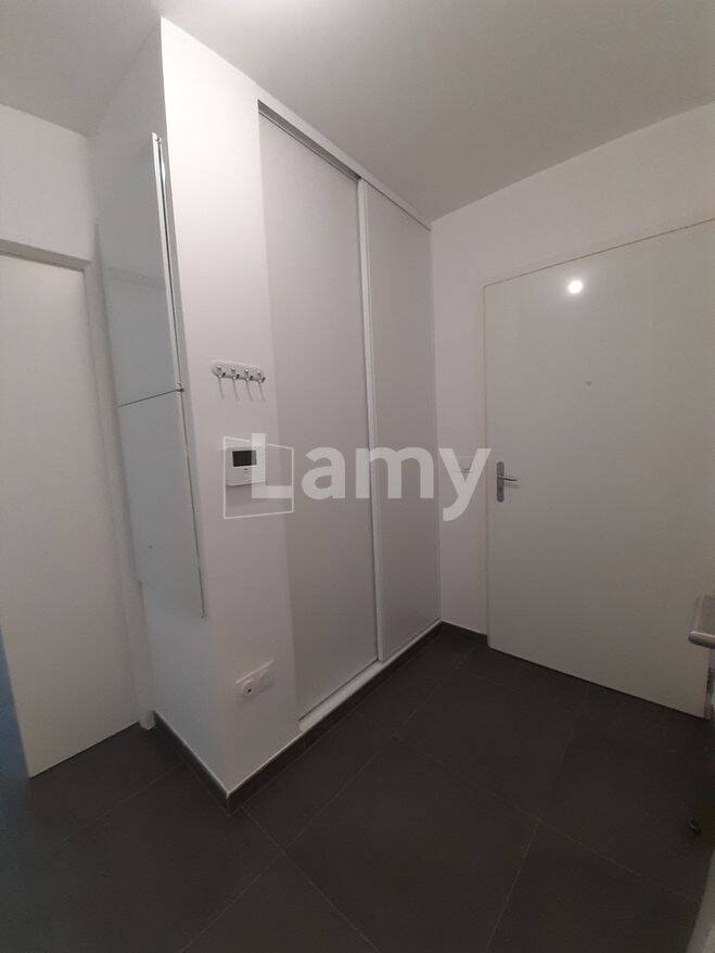 Appartement 3 pièces 77 m² · à Vigneux-sur-Seine · 77 m² · 1 242 €/mois