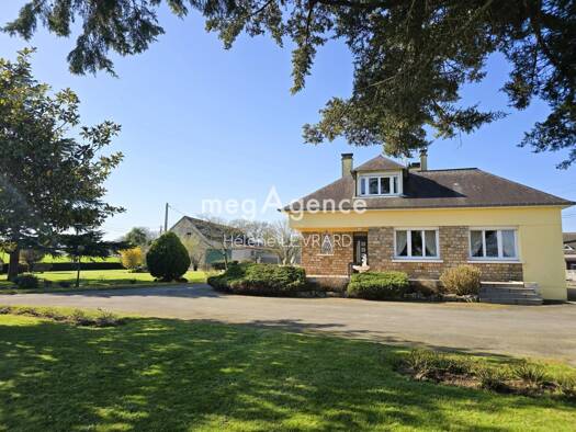 Maison à vendre 434 000 € 7 pièces 4 chambres 150 m² 25 196 m² de terrain Livet 53150