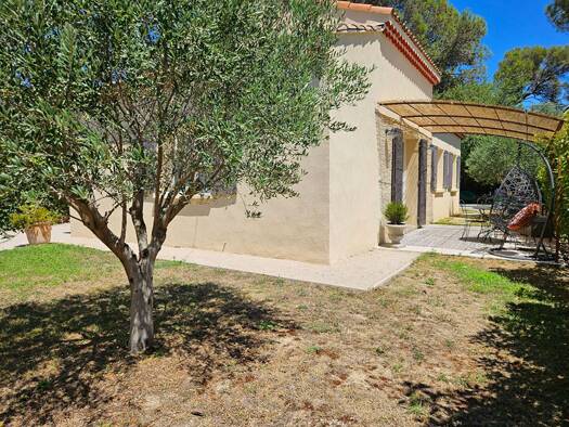 Maison à vendre 470 000 € 4 pièces 3 chambres 105 m² 423 m² de terrain Bellecroix-Pont d'Avignon Villeneuve-lès-Avignon 30400