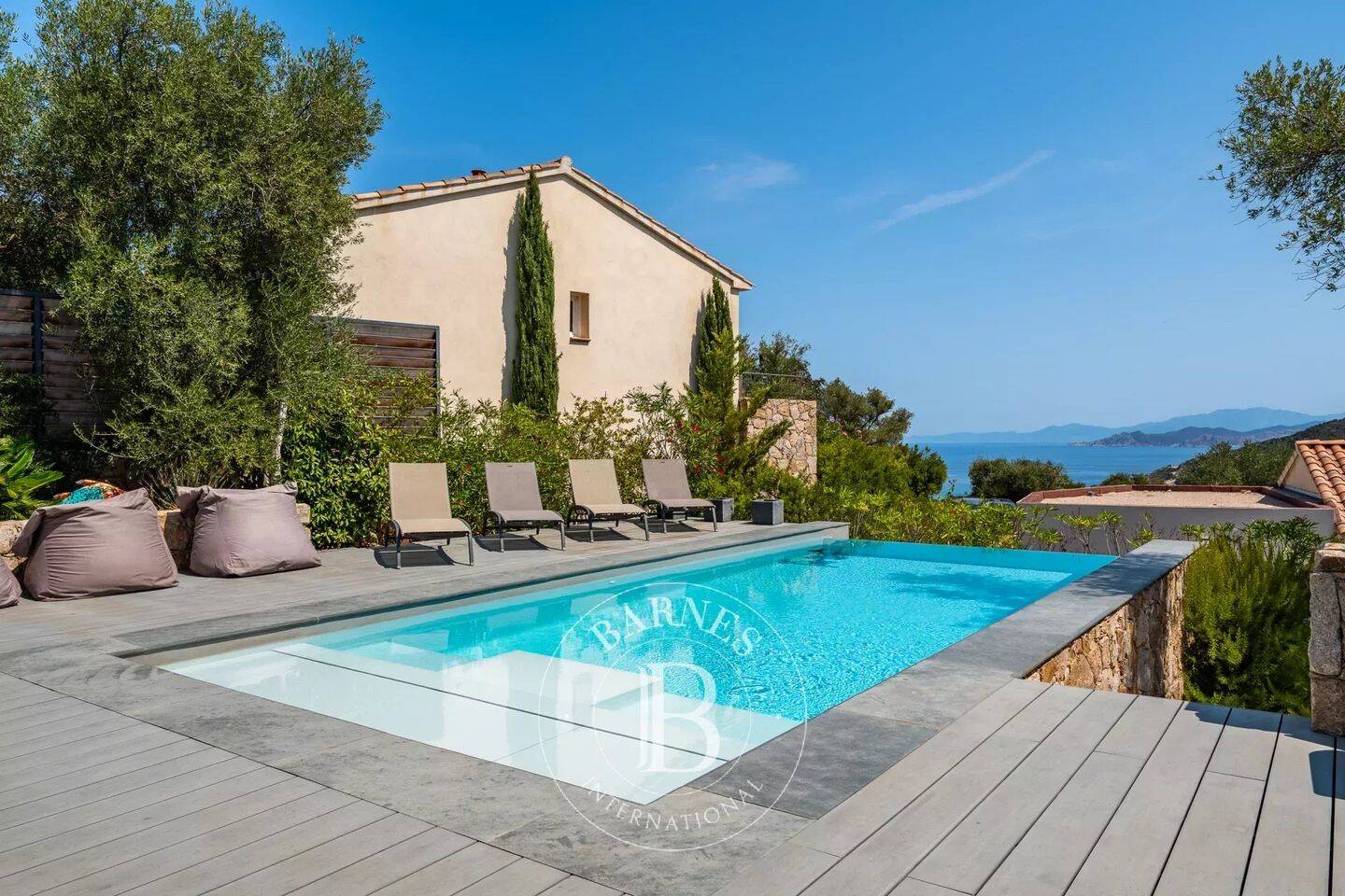 Maison 5 pièces 125 m² · à L'Île-Rousse · 125 m² · 1 075 000 €