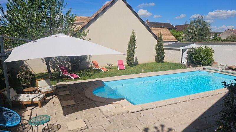 Maison 6 pièces 177 m² · à Nuits-Saint-Georges · 177 m² · 430 000 €