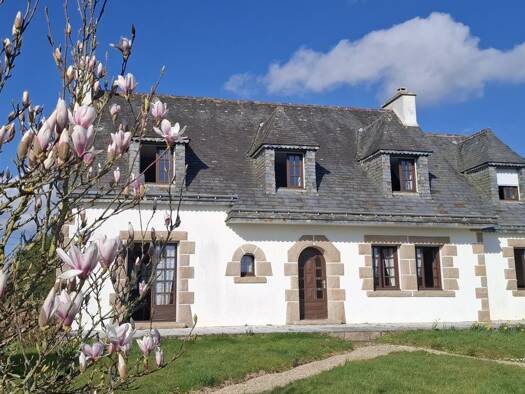 Maison à vendre 195 000 € 7 pièces 5 chambres 180 m² 1 159 m² de terrain Callac 22160