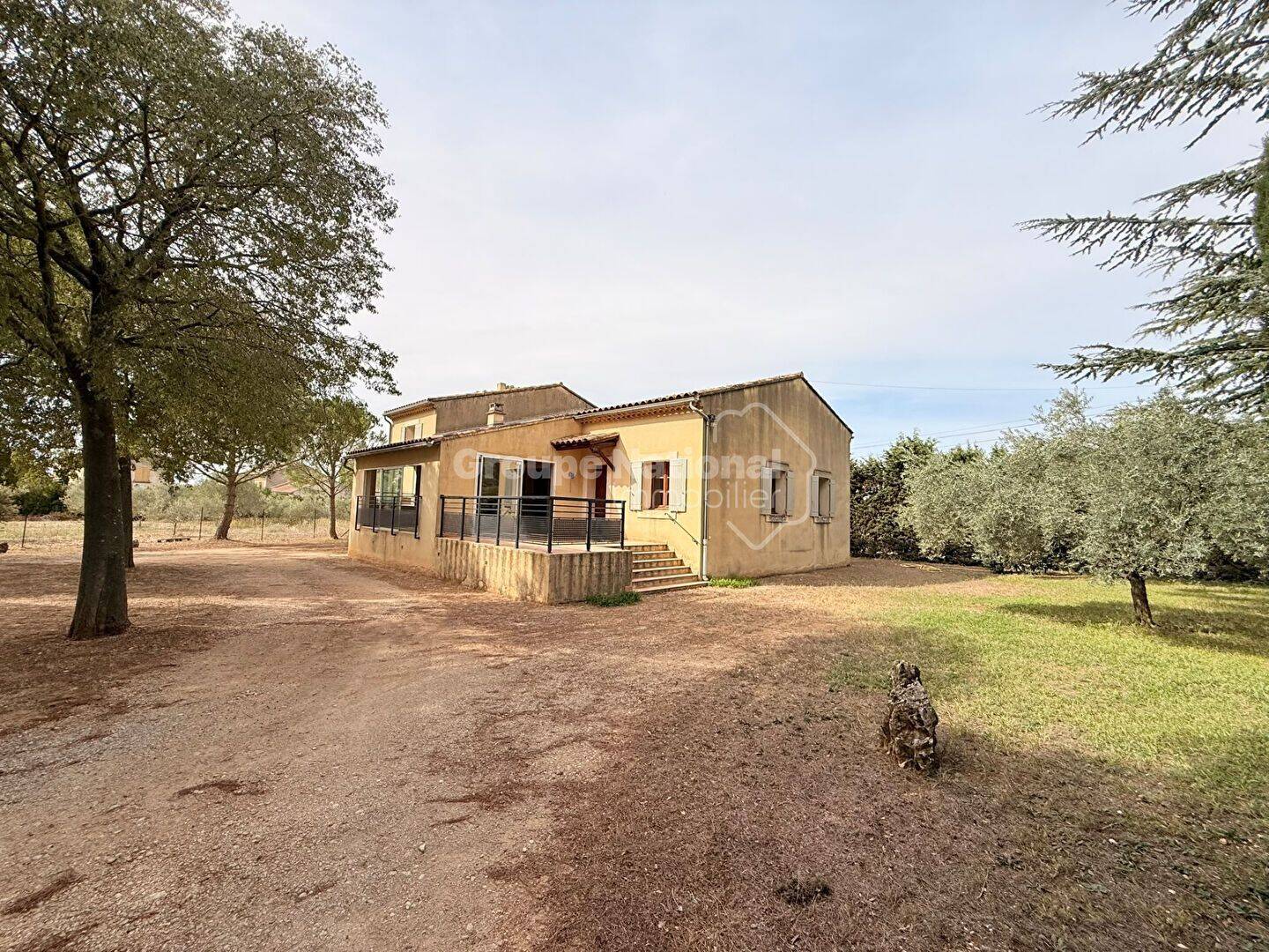 Maison 4 pièces 176 m² · à Pernes-les-Fontaines · 176 m² · 1 600 €/mois