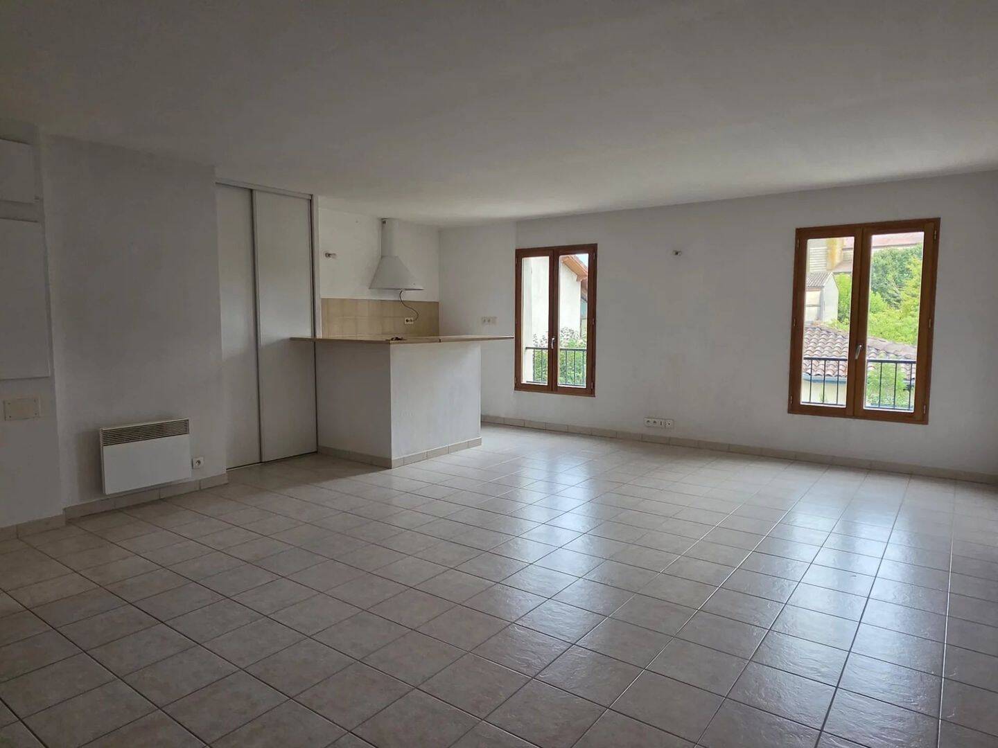 Appartement 3 pièces 76 m² · à Grisolles · 75,6 m² · 752 €/mois