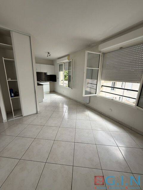 Appartement 4 pièces 94 m² · à Chartres · 94,3 m² · 1 050 €