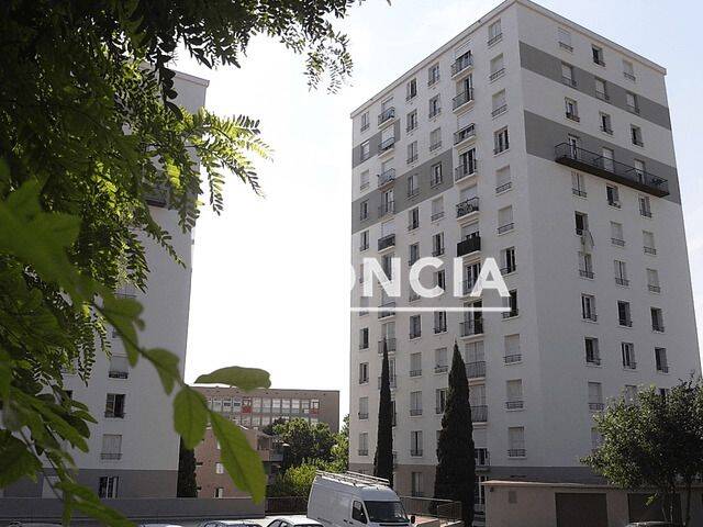 Appartement 3 pièces 60 m² · à Nîmes · 60,3 m² · 583 €