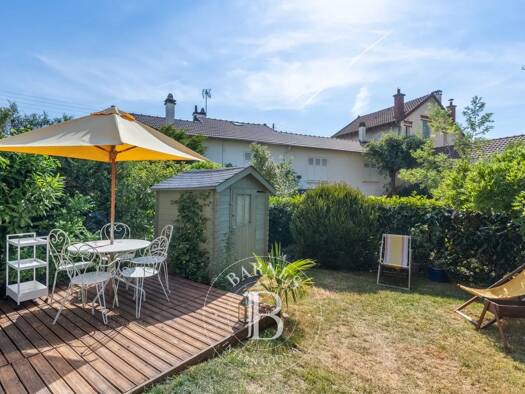Maison à vendre 738 000 € 6 pièces 4 chambres 97,1 m² Glatigny Le Chesnay-Rocquencourt 78150