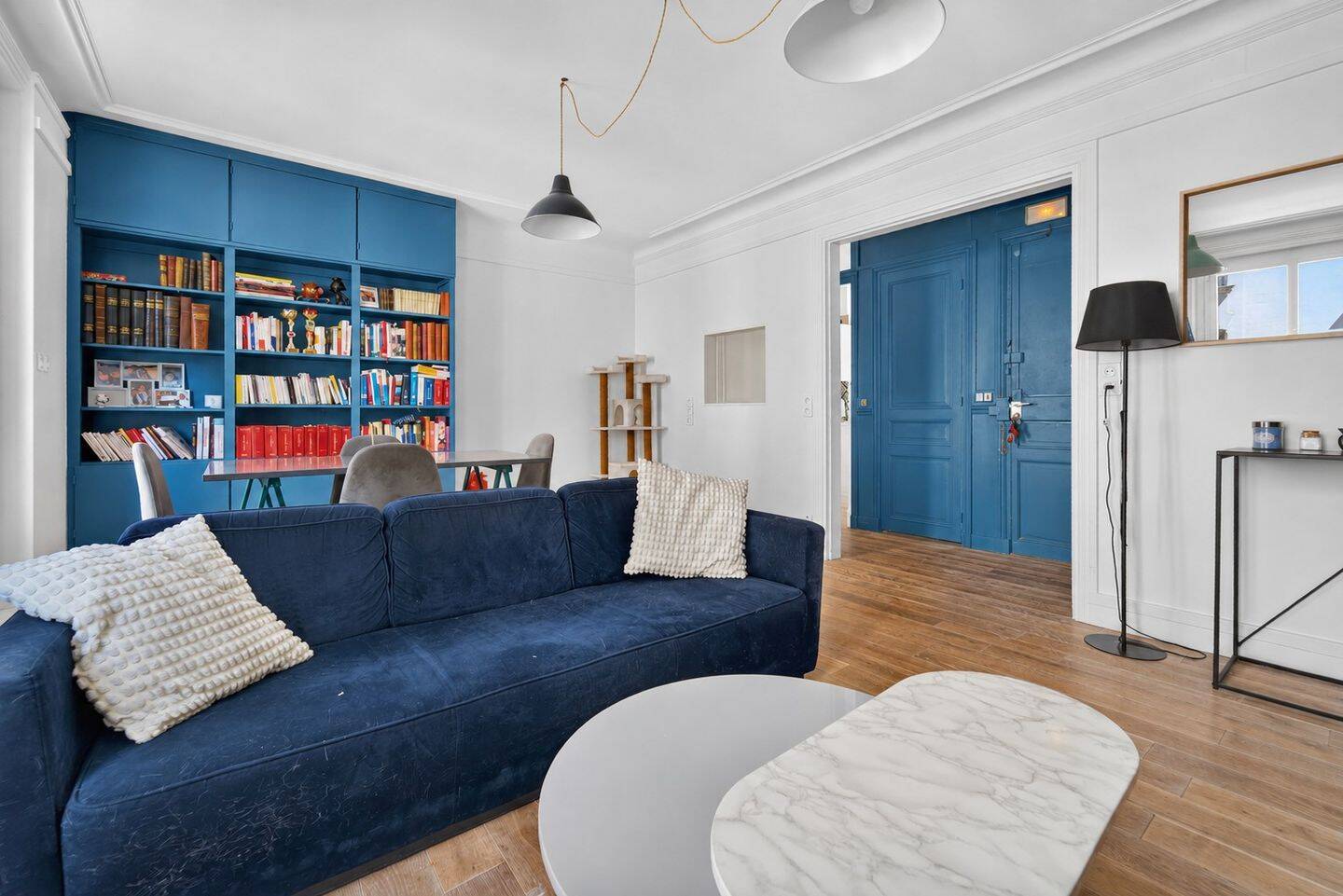Appartement 3 pièces 69 m² · à Paris 10ème Arrondissement · 69,3 m² · 697 000 €