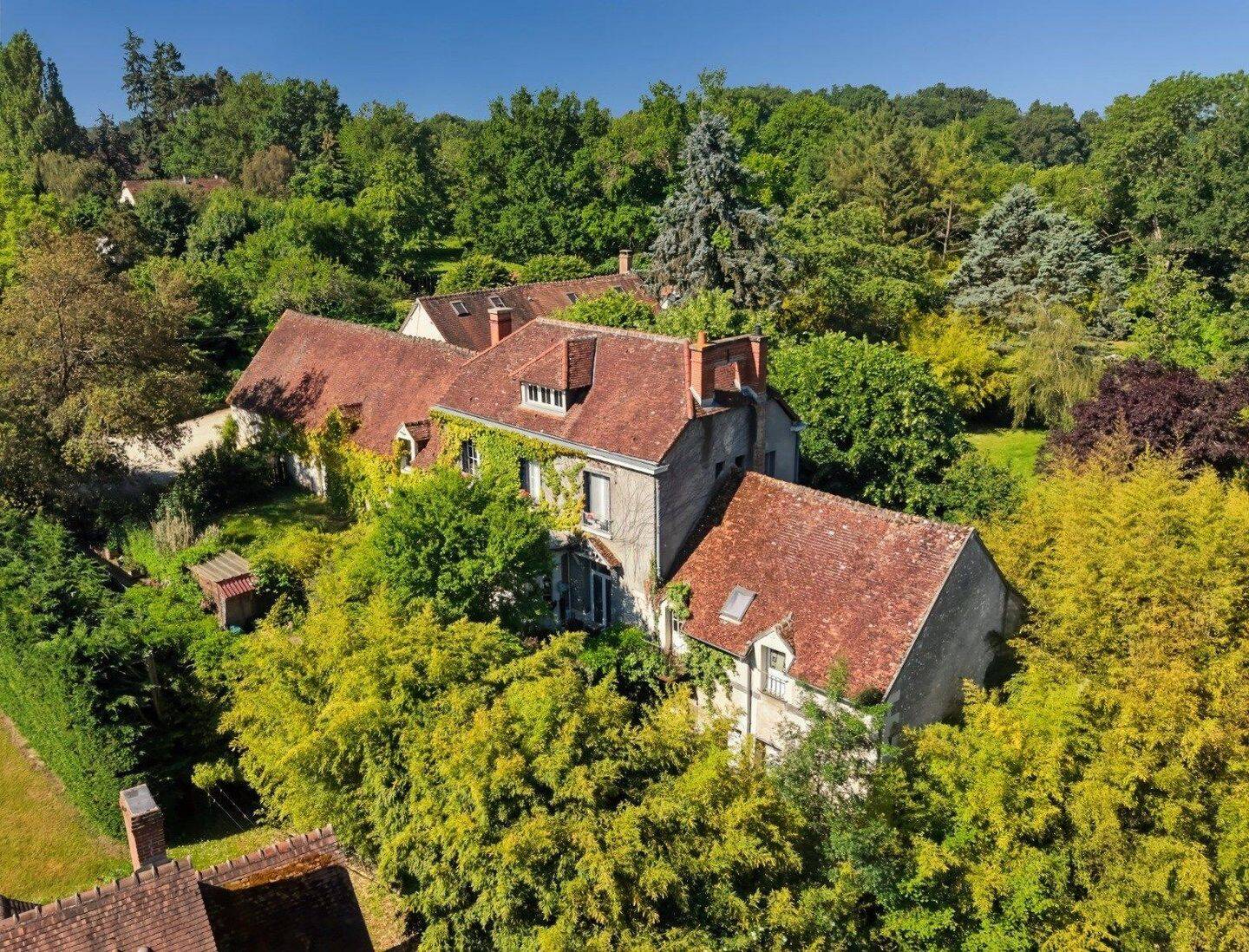 Maison 8 pièces 225 m² · à Saint-Aignan · 225 m² · 280 800 €
