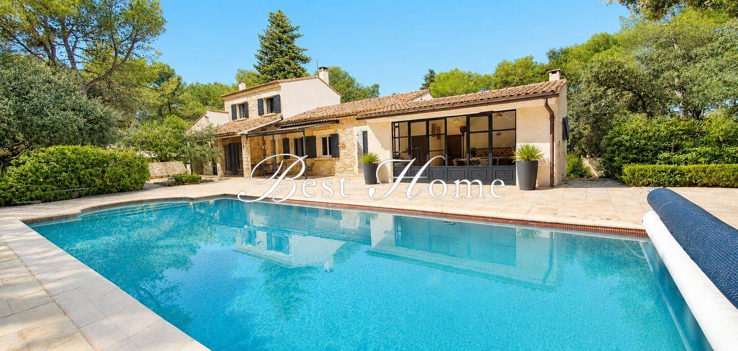 Maison 4 pièces 154 m² · à Nîmes · 154 m² · 529 000 €