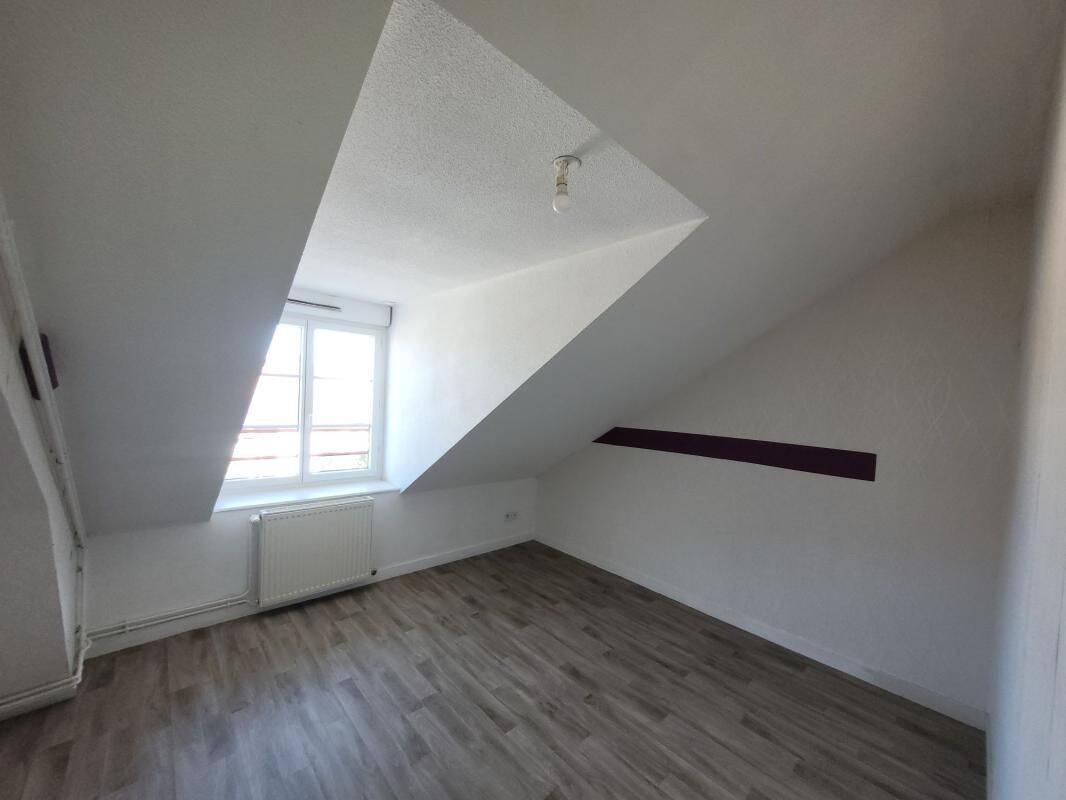 Appartement 3 pièces 44 m² · à Montluçon · 44 m² · 450 €