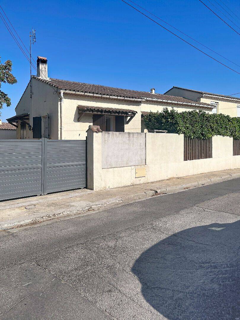 Maison 4 pièces 81 m² · à Nîmes · 81,3 m² · 865 €/mois