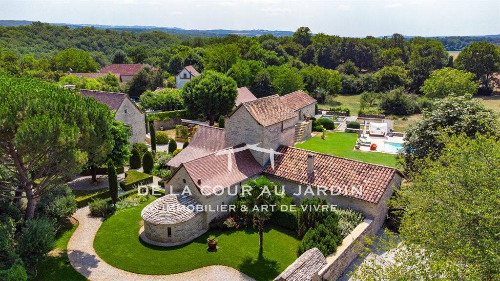 Maison 14 pièces 416 m² · à Caylus · 416 m² · 1 449 000 €