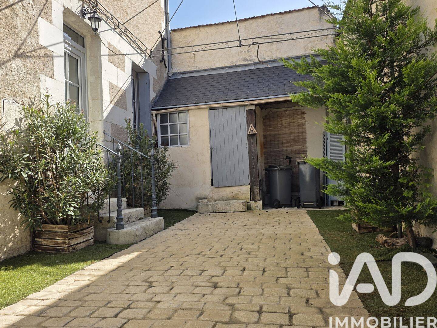Maison 5 pièces 150 m² · à Savonnières · 150 m² · 299 900 €