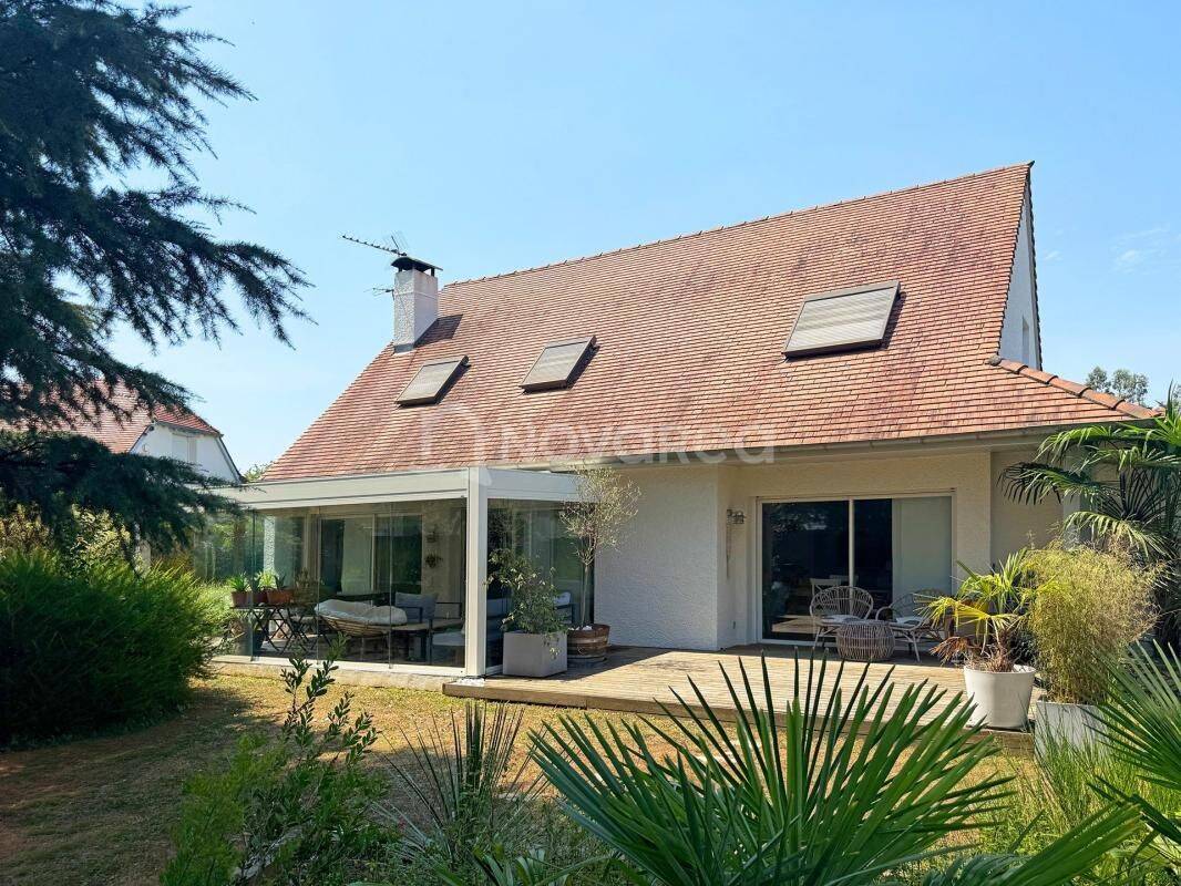 Maison 6 pièces 129 m² · à Gelos · 129 m² · 395 000 €