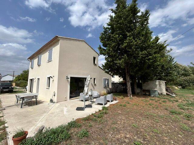 Maison 4 pièces 112 m² · à Carpentras · 112 m² · 1 150 €/mois