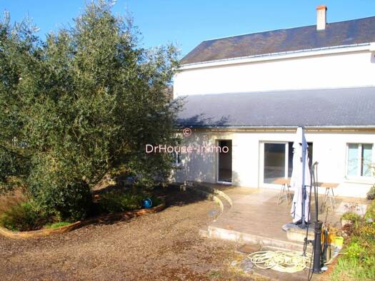 Maison à vendre 258 125 € 6 pièces 3 chambres 182 m² 2 610 m² de terrain Lunay 41360