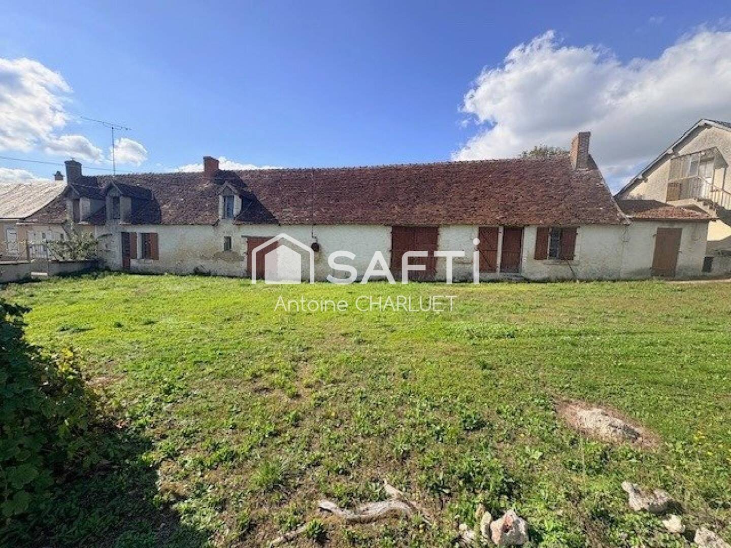 Maison 4 pièces 150 m² · à Murs · 150 m² · 32 500 €