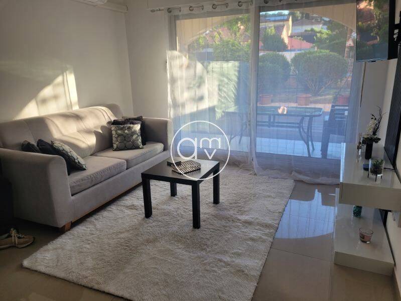 Appartement 1 pièce 23 m² · à Saint-Mandrier-sur-Mer · 23,1 m² · 145 000 €