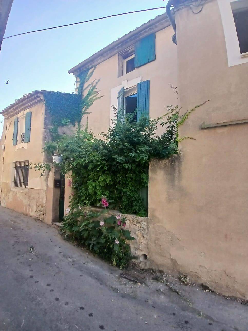 Maison 4 pièces 86 m² · à Aureille · 86 m² · 290 000 €