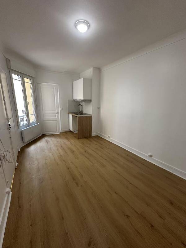 Appartement 1 pièce 18 m² · à Paris 15ème Arrondissement · 18 m² · 694 €/mois