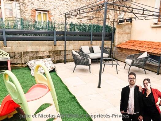 Maison à vendre 209 000 € 6 pièces 4 chambres 127 m² 147 m² de terrain Saint-Just-Malmont 43240