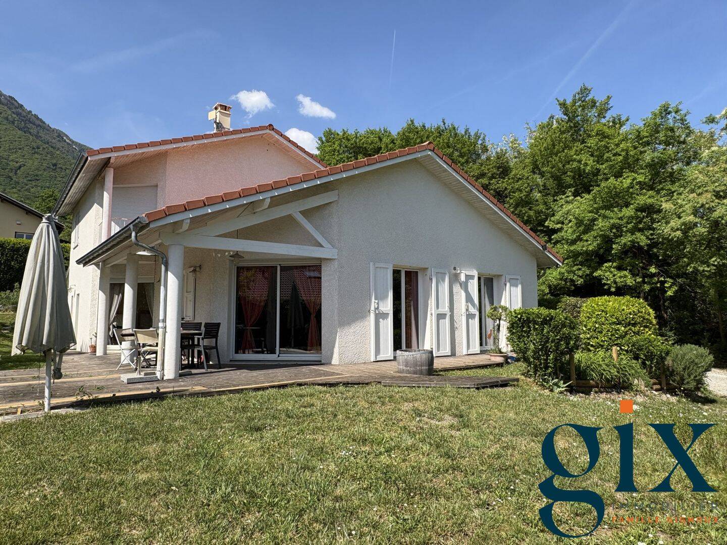Maison 5 pièces 135 m² · à Saint-Ismier · 135 m² · 625 000 €