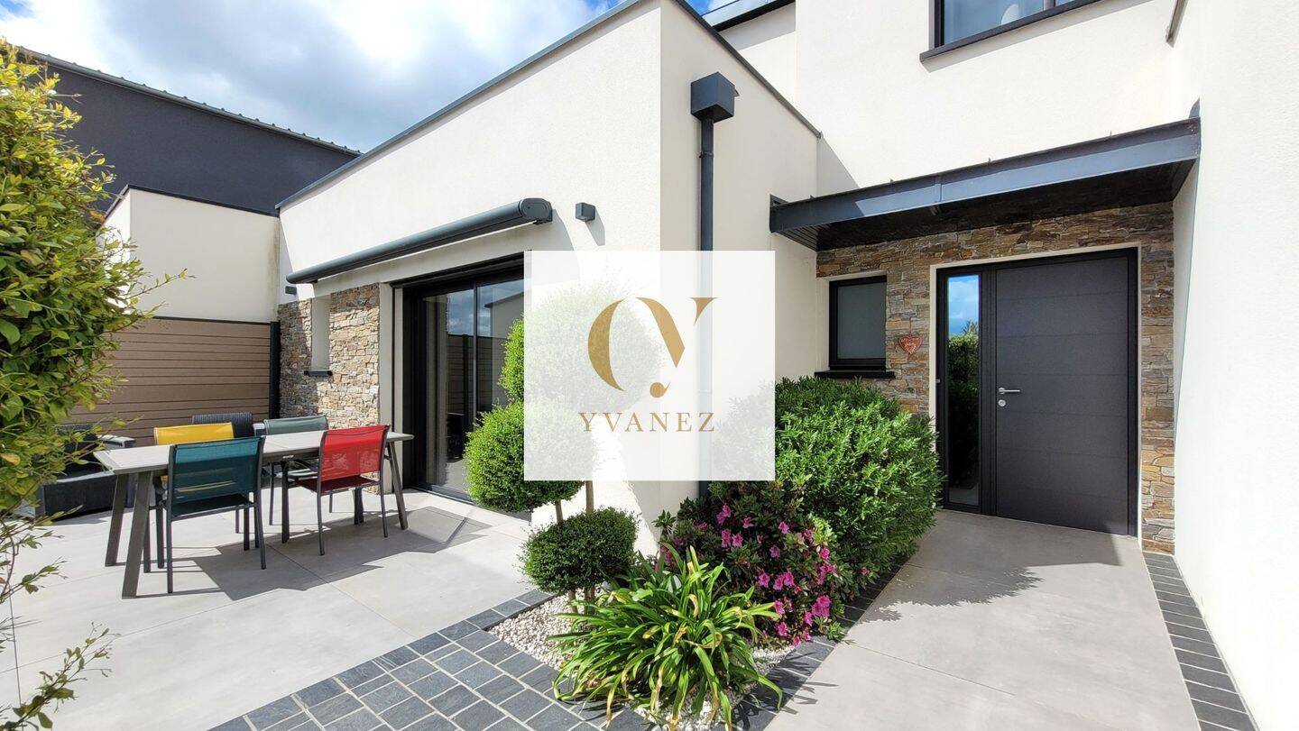 Maison 7 pièces 173 m² · à Châteaugiron · 173 m² · 549 850 €