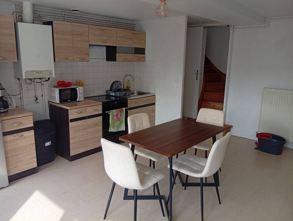 Appartement 5 pièces 88 m² · à Saint-Étienne · 88 m² · 400 €
