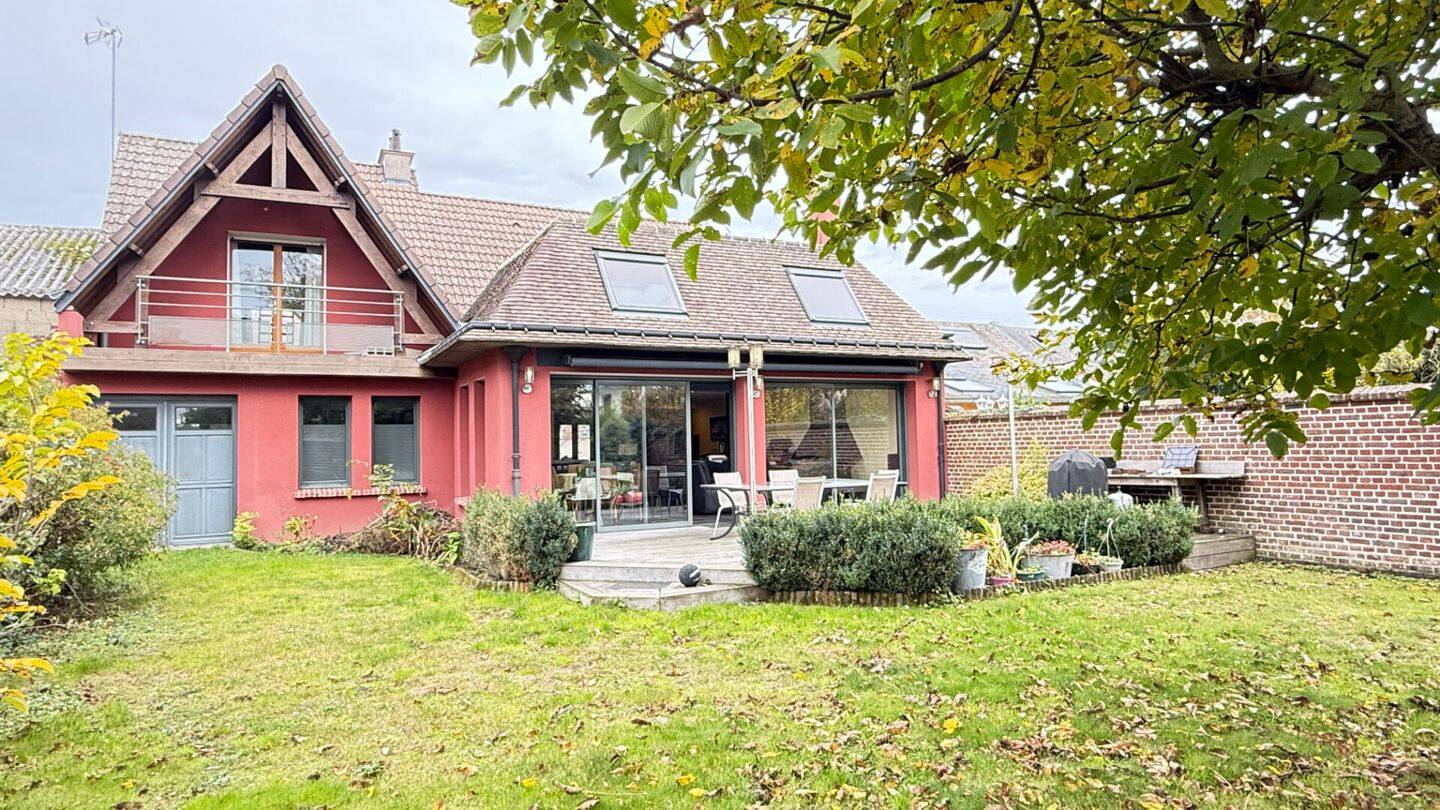 Maison 6 pièces 200 m² · à Noailles · 200 m² · 360 000 €