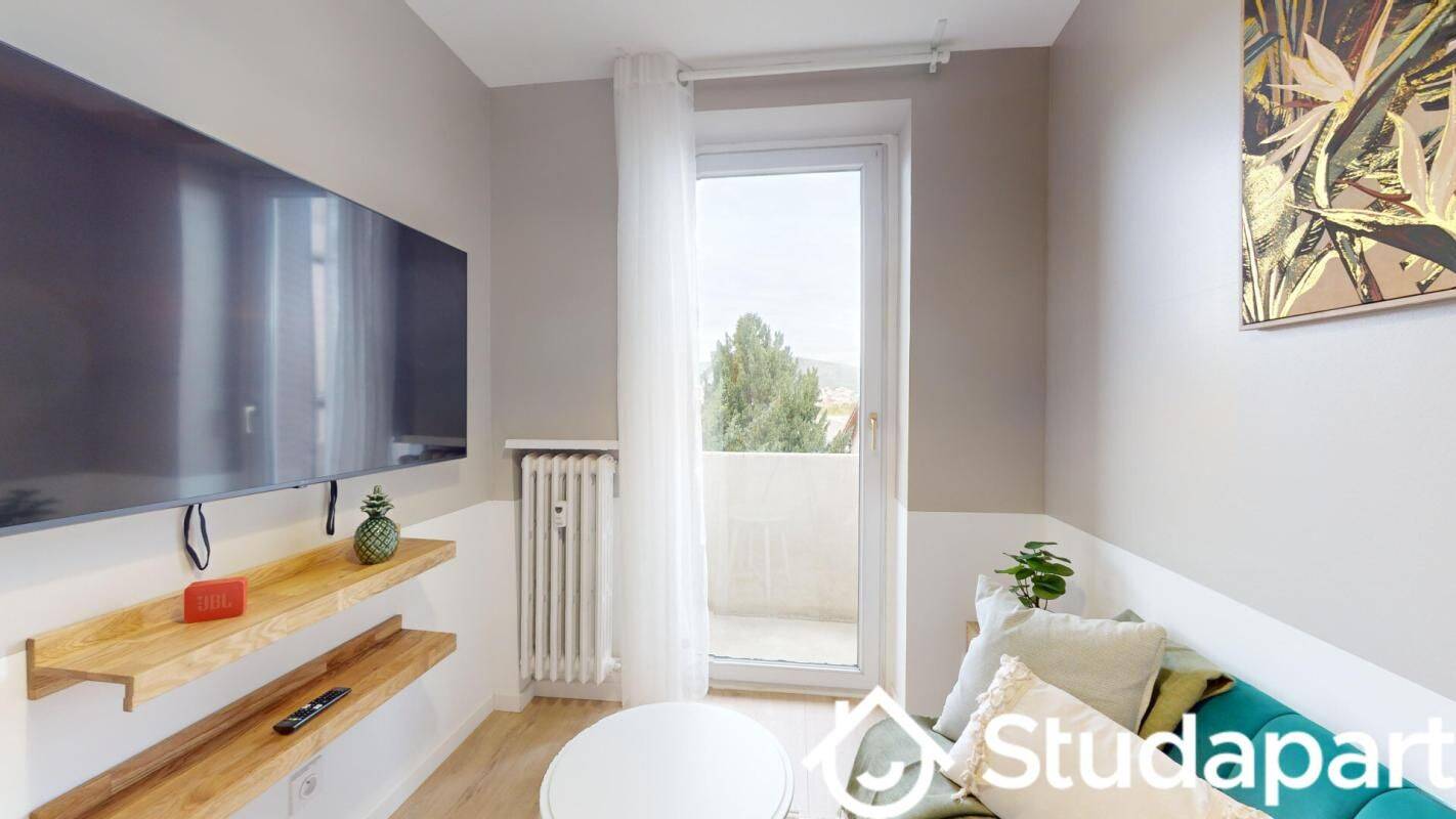 1 pièce 11 m² · à Clermont-Ferrand · 11 m² · 460 €/mois
