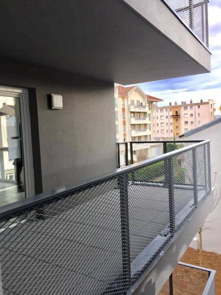 Appartement 3 pièces 64 m² · à Lyon 8ème Arrondissement · 64 m² · 999 €