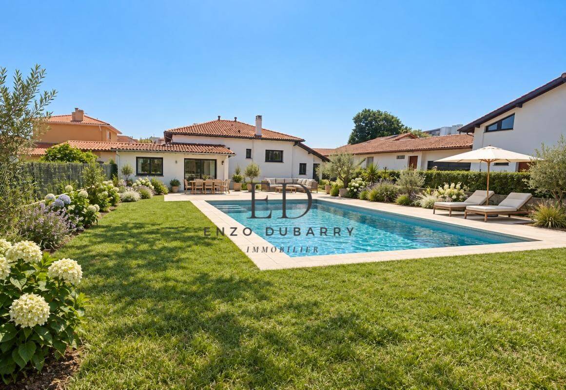 Maison 5 pièces 106 m² · à Anglet · 106 m² · 999 000 €