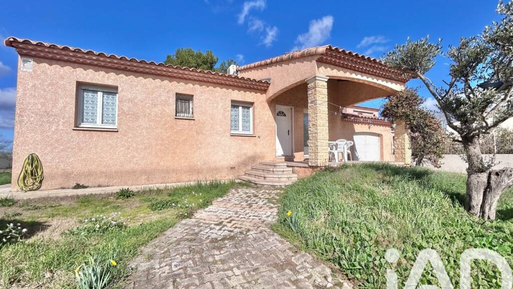 Maison de plain-pied à vendre 338 000 € 4 pièces 3 chambres 98 m² 540 m² de terrain Le Cailar 30740