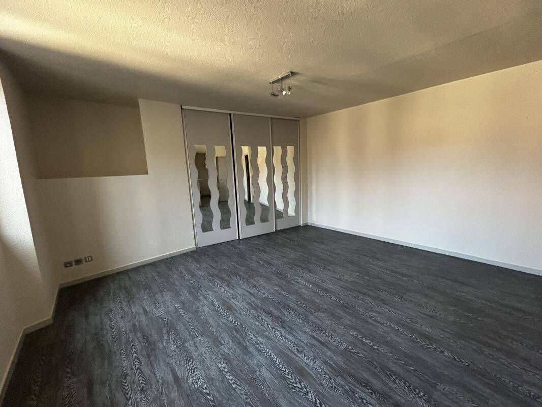 Appartement 2 pièces 59 m² · à Le Creusot · 59 m² · 395 €