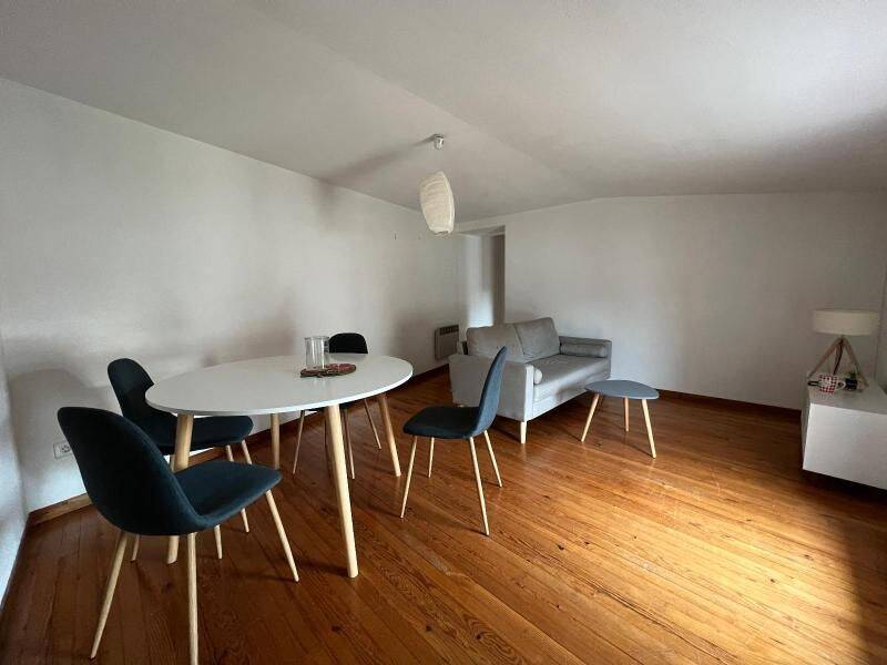Appartement 2 pièces 53 m² · à Saint-Symphorien-de-Lay · 53 m² · 365 €